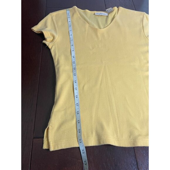 Aeropostale Womens Yellow V-Neck Tshirt Size Medium Vintage Short Sleeves - Picture 7 of 13